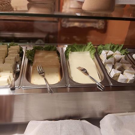 Hotel Legenda Torun Luaran gambar